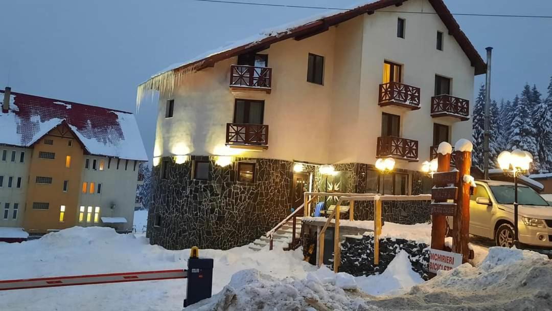 Pensiunea Piatra Graitoare Vartop Exteriér fotografie